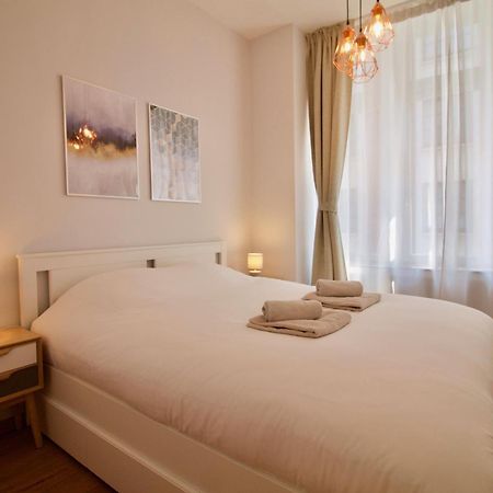 Heart Of Grand Place - Stunning 3Br Triplex 布鲁塞尔 外观 照片