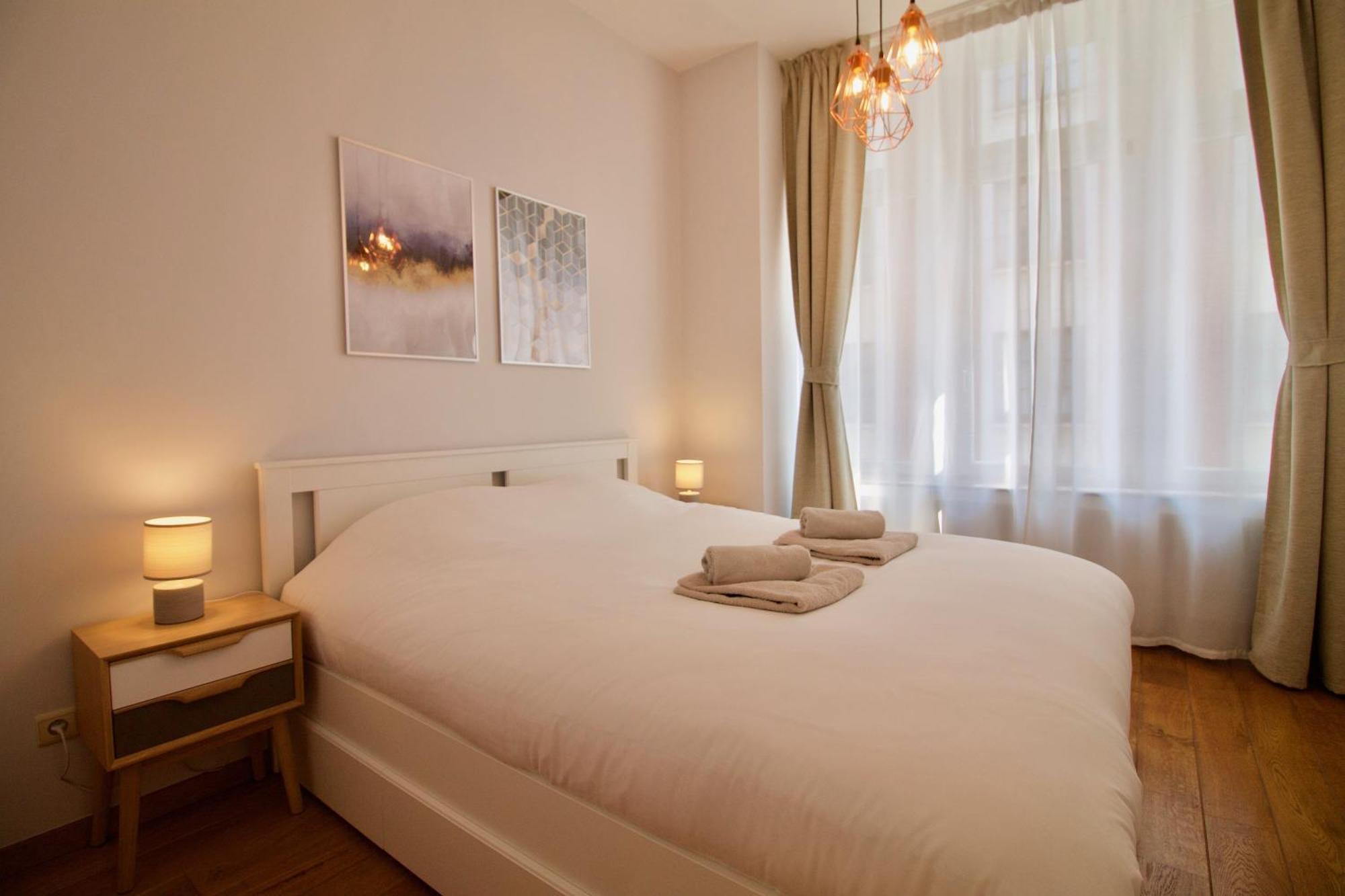 Heart Of Grand Place - Stunning 3Br Triplex 布鲁塞尔 外观 照片